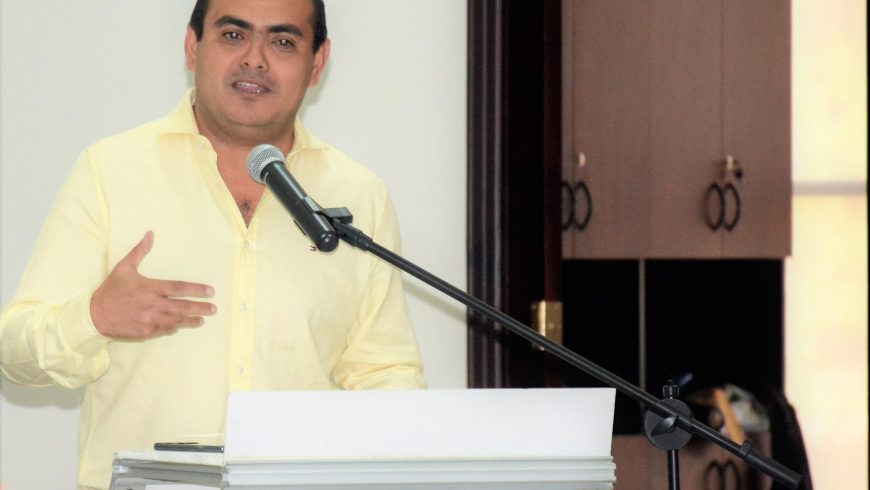 IHCAFE PRESENTA A SU PRESIDENTE.